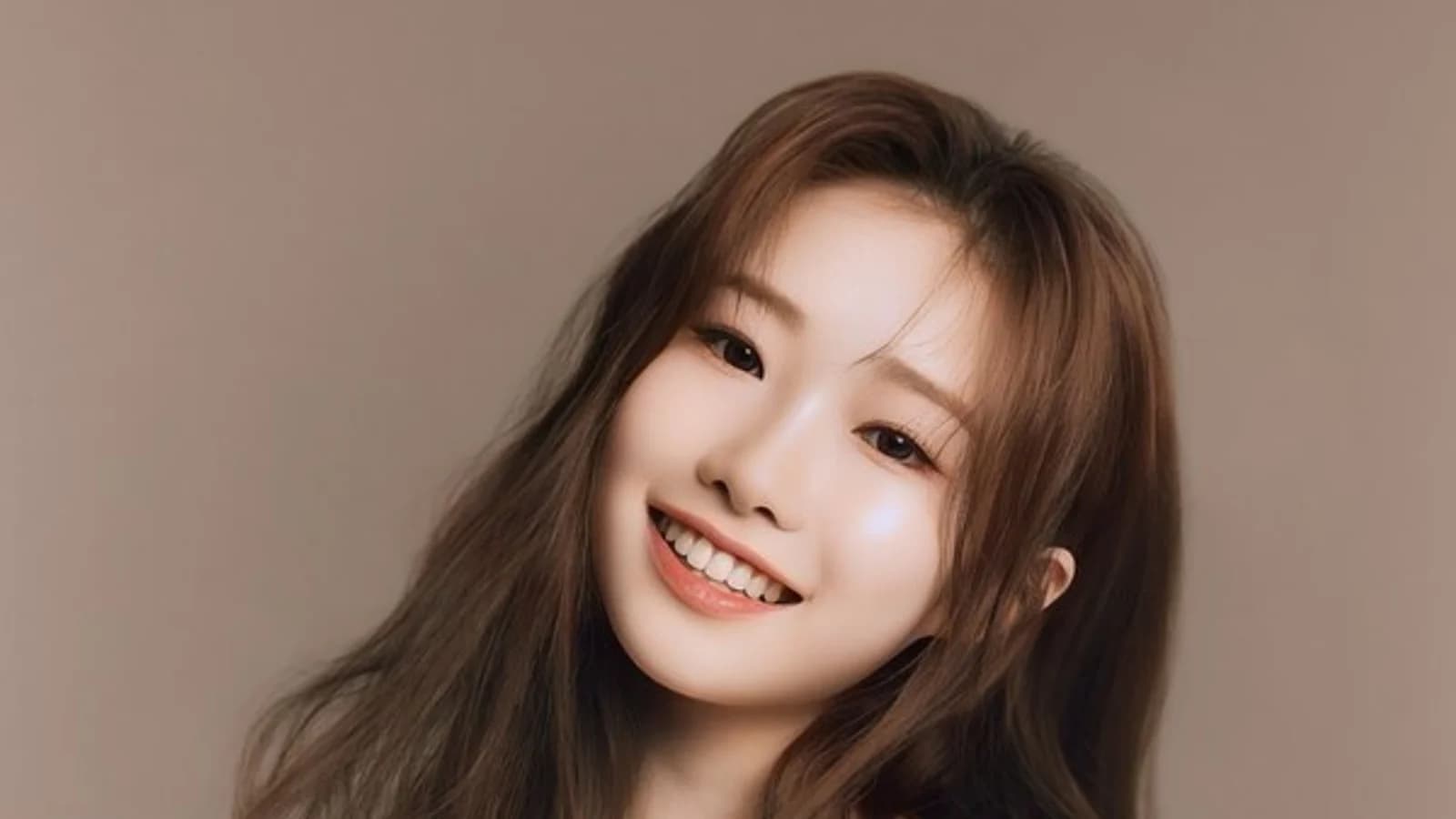 Jung Seo-ju Surpasses 20,000 Votes in July Netizen Awards Female Singer Category, Joins '20,000 Club' and Maintains 1st Place for 25 Consecutive Months