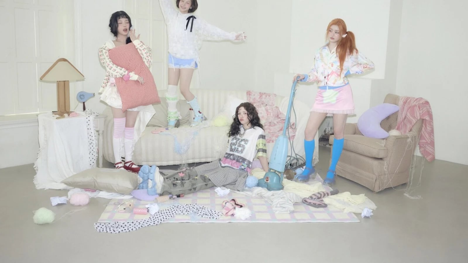 FIFTY FIFTY's 'Like a Bubble' Ranks 5th on TikTok and 11th on YouTube... Reverse Climbing in 3rd Week of Promotions as a 'Rising Trend'