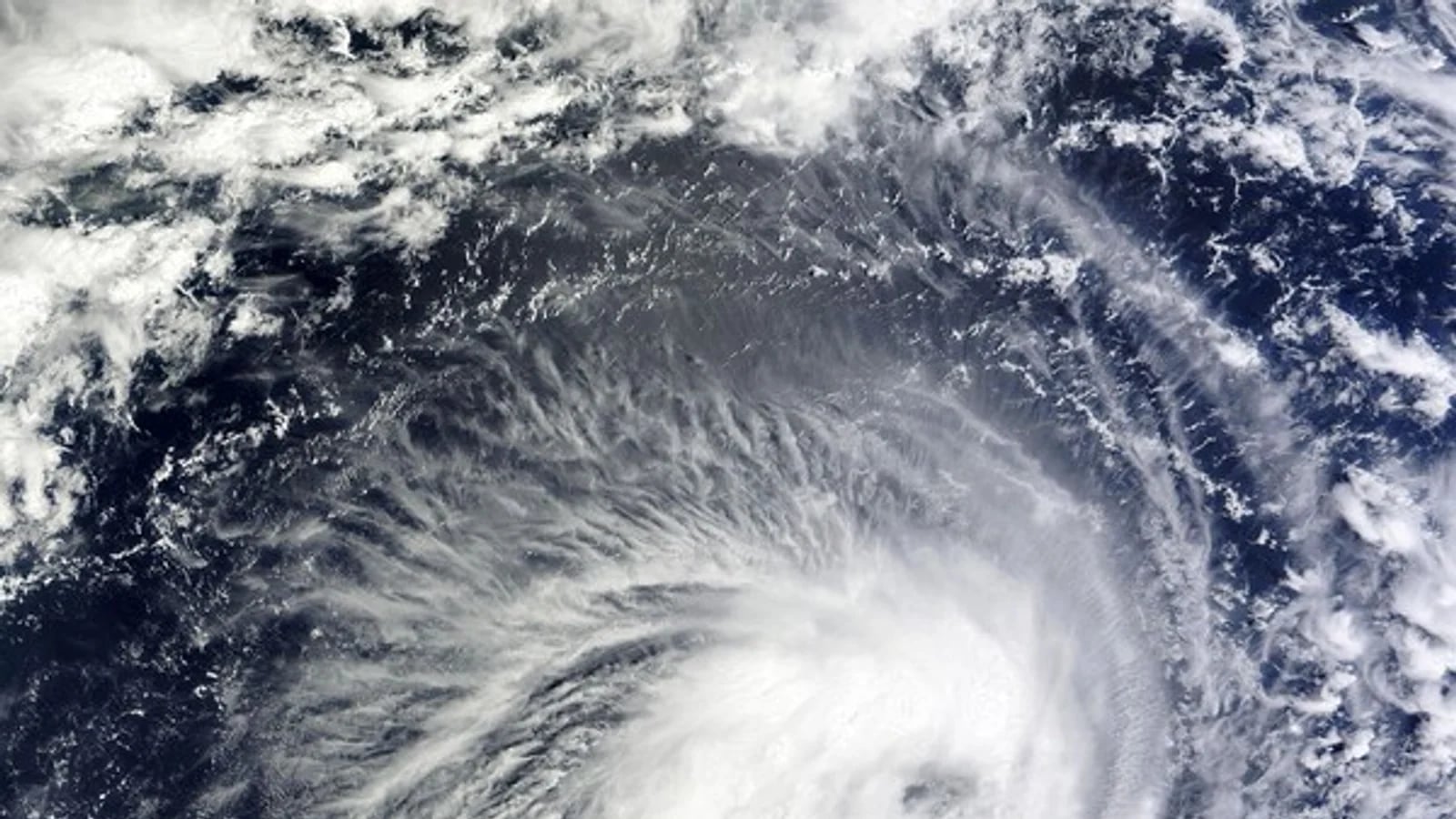 State of Emergency as Typhoon Mekkhala Heads North: Moving Through Taiwan Toward Japan's Okinawa, Raising Fears of Strong Winds and Heavy Rain
