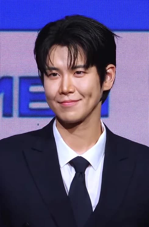 Jang Han-byul, From Stray Dog Volunteering to Donation Relay: 'Everyday Giving'... Spreading Positive Influence Together with Fandom