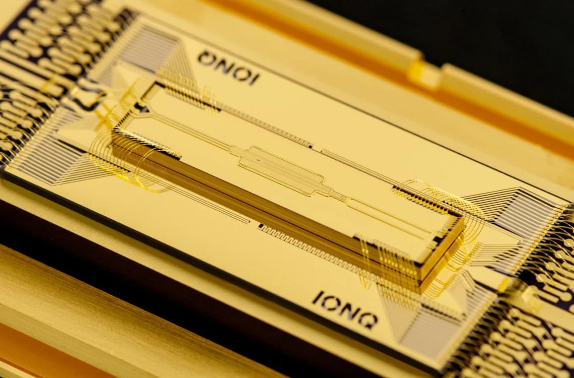 IonQ Completes Acquisition of U.S. Foundry SkyWater... Quantum Industry 'Vertical Integration' Accelerates