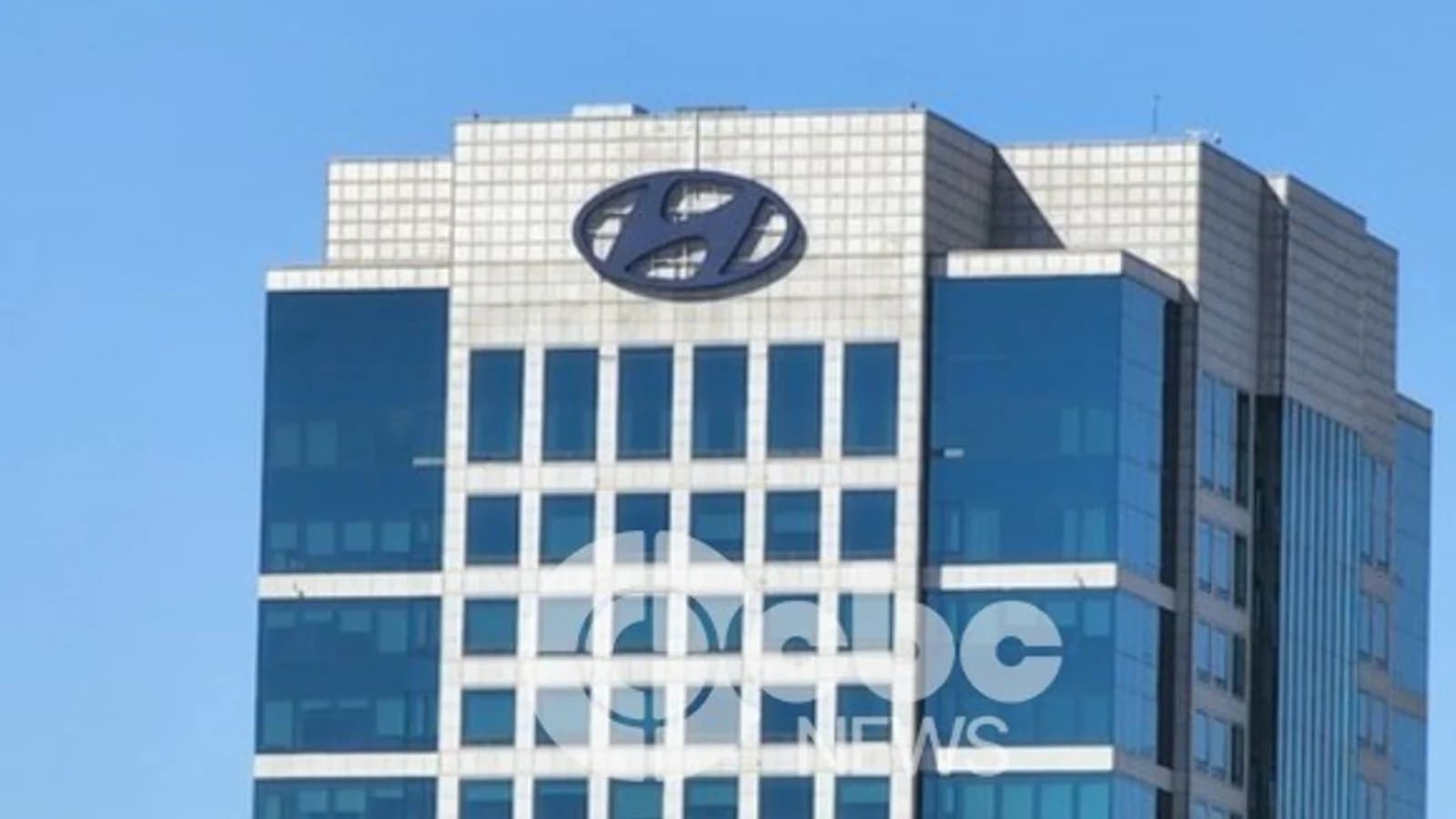 Hyundai Motor Posts Q2 2026 Operating Profit of KRW 2.8508 Trillion... Up 13.4% QoQ, Down 20.8% YoY