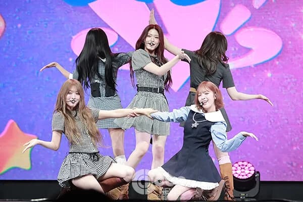 Lisenne Joins July 2026 Netizen Awards Best Group Category for the First Time... Neck-and-Neck Ranking Battle with BLACKPINK and ILLIT
