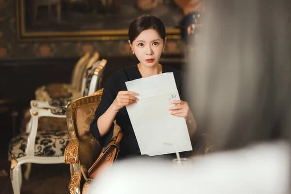 Jang Seo-hee Takes on First Ultimate Villain Role in 'Trap of Desire'... Premieres August 10