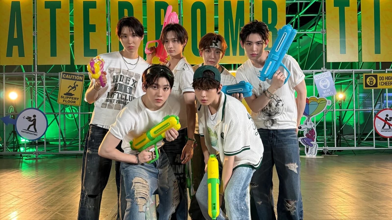 KickFlip Makes First Appearance at 'Waterbomb Seoul 2026'... Dominates 30-Minute Stage with Solid Live and Performance