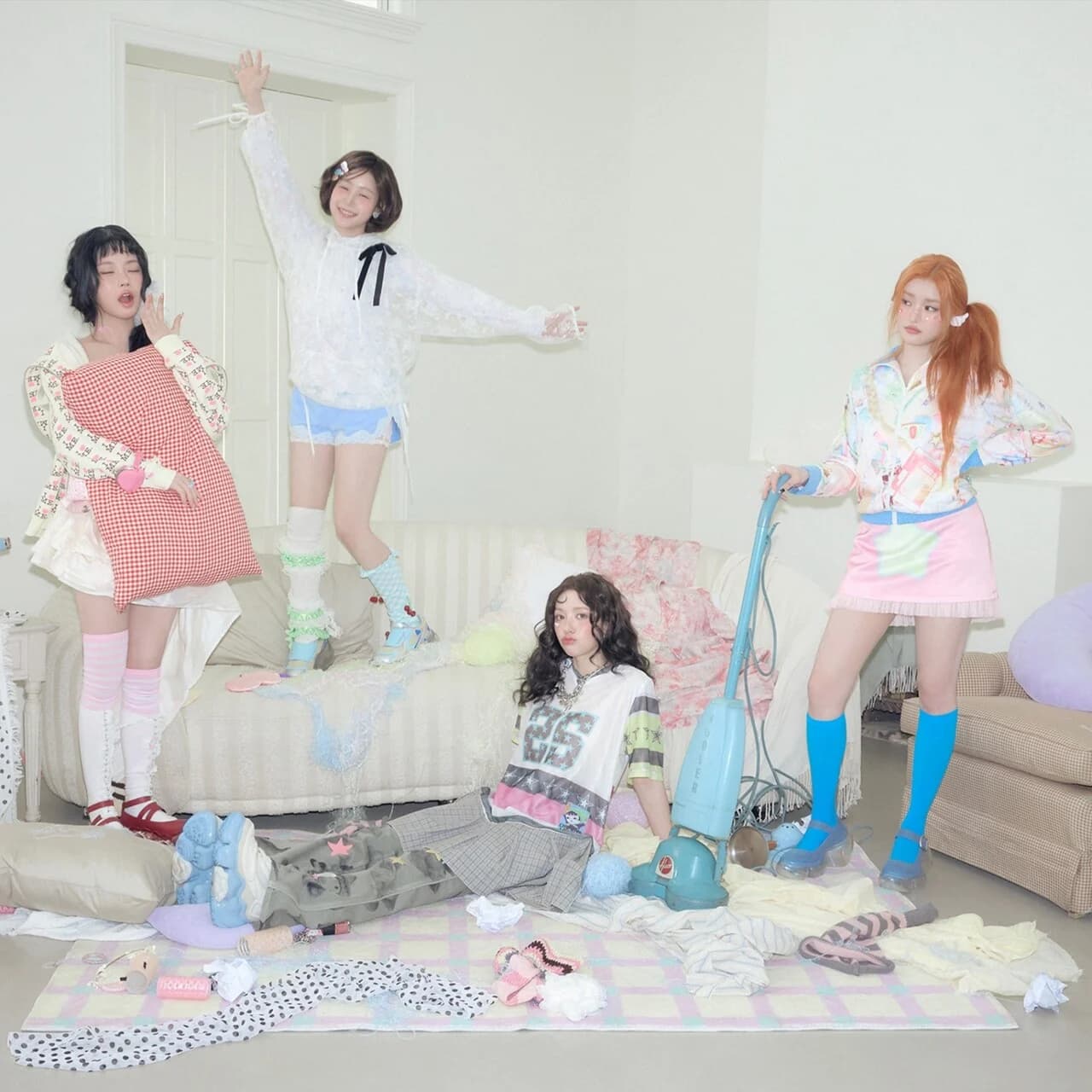 FIFTY FIFTY Holds Surprise Live Ahead of First Asia Fancon Tour: All-Live Performances and 'Carry On' Spoiler