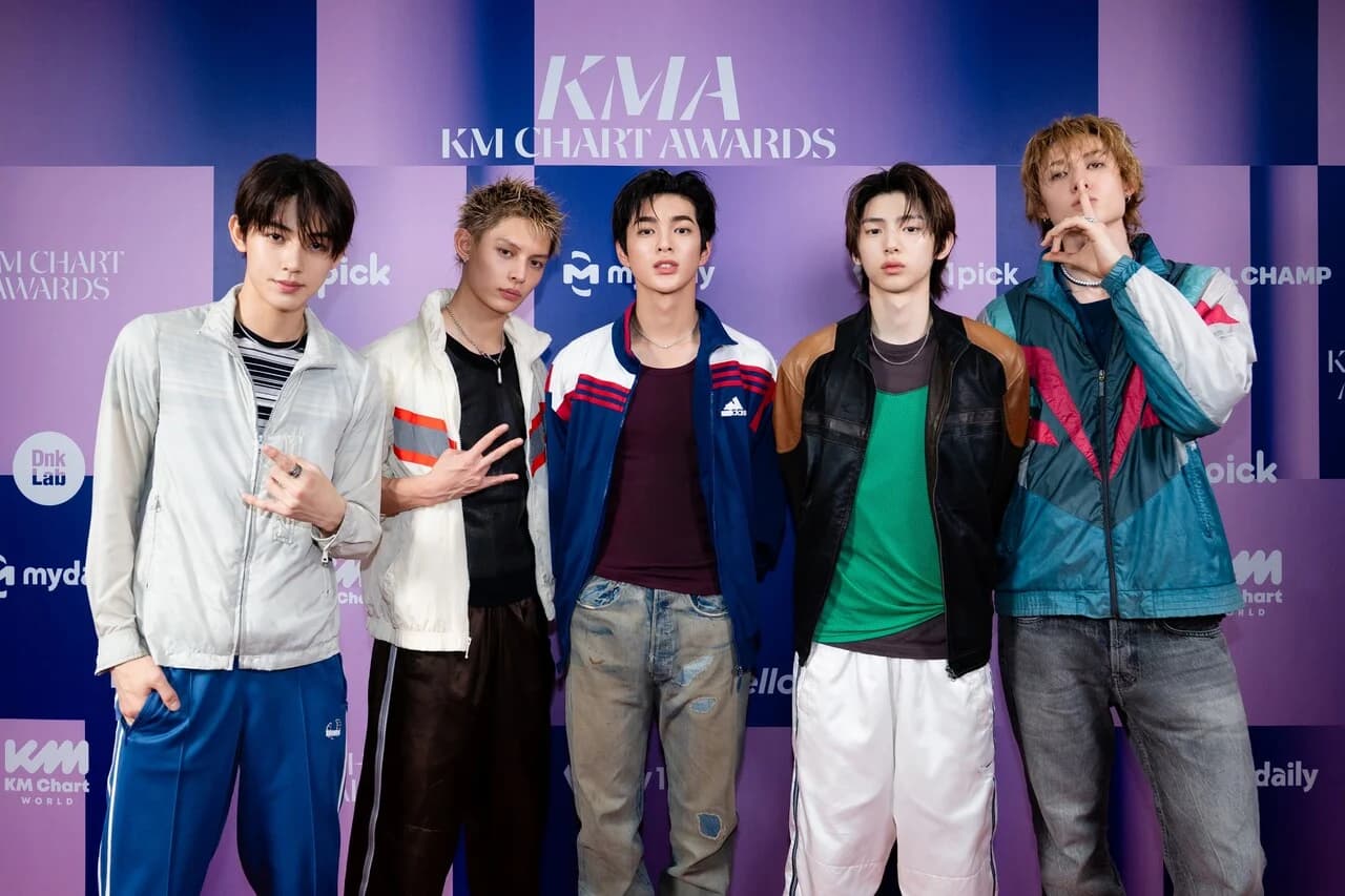 CORTIS Crowned Double Winner Including Grand Prize at 'KMA 2026'... Achieves Triple Million Seller and Grand Prize 11 Months After Debut