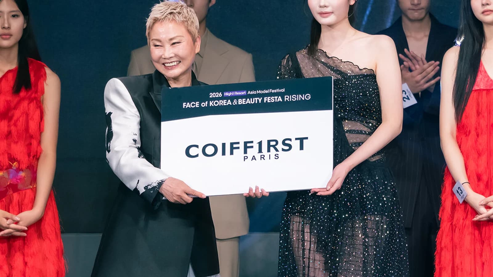 Kim Soyul Honored with Coupang First Petit Coupang Award at '2026 Face of Korea Rising'… Set to Challenge FACE OF ASIA in November
