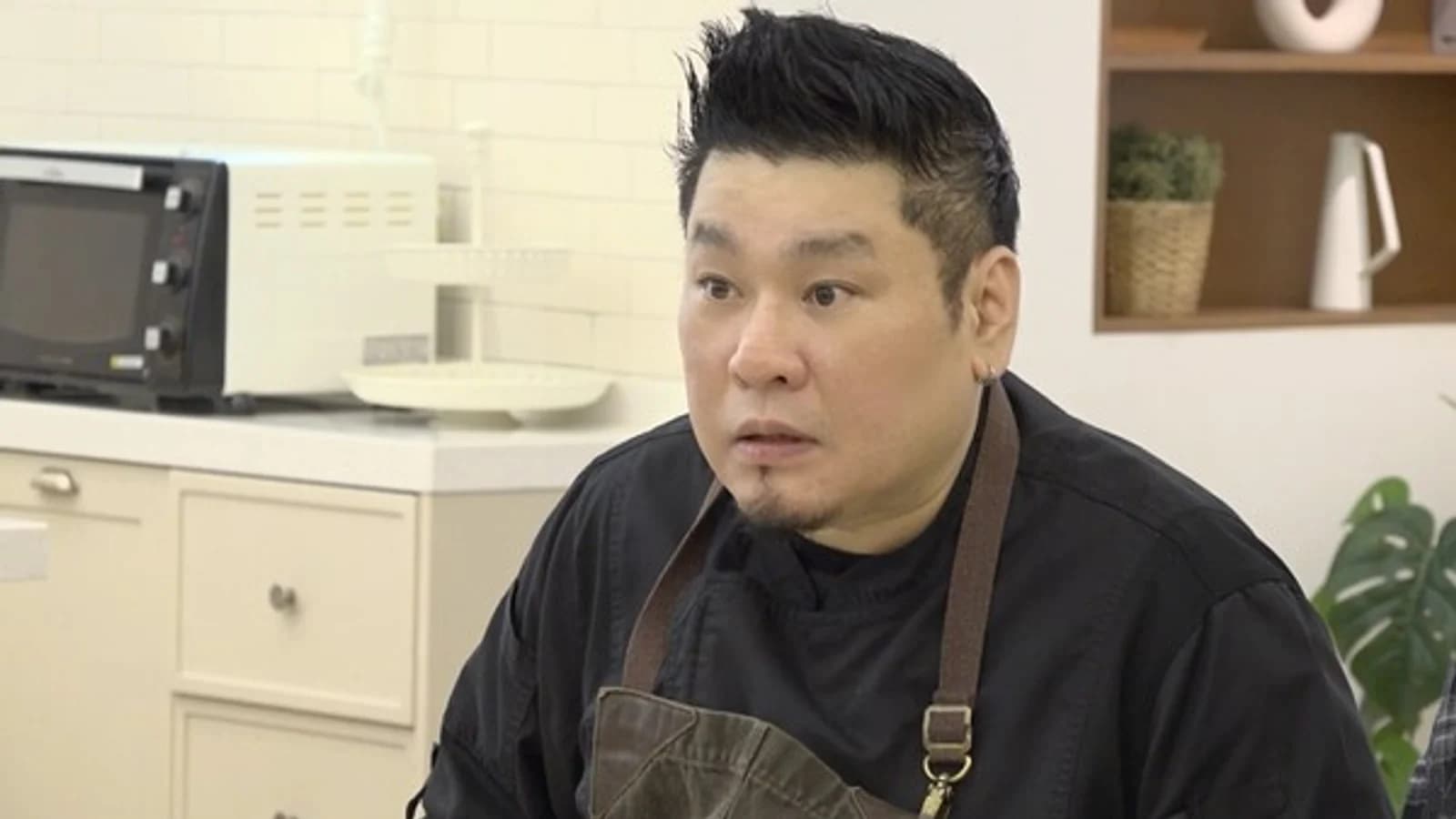 Raymon Kim and Kim Ji-woo Appear on 'Acting Castle'... From "No Mentioning Black and White Chef" to "Even My Daughter Prefers Delivery Chicken" — Honest Confessions