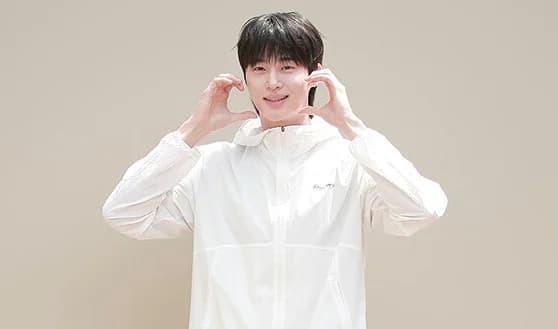 Byeon Woo-seok Achieves 20,000-Vote Club in July Netizens Awards Best Actor Category... Overwhelming 1st Place with 45.7%