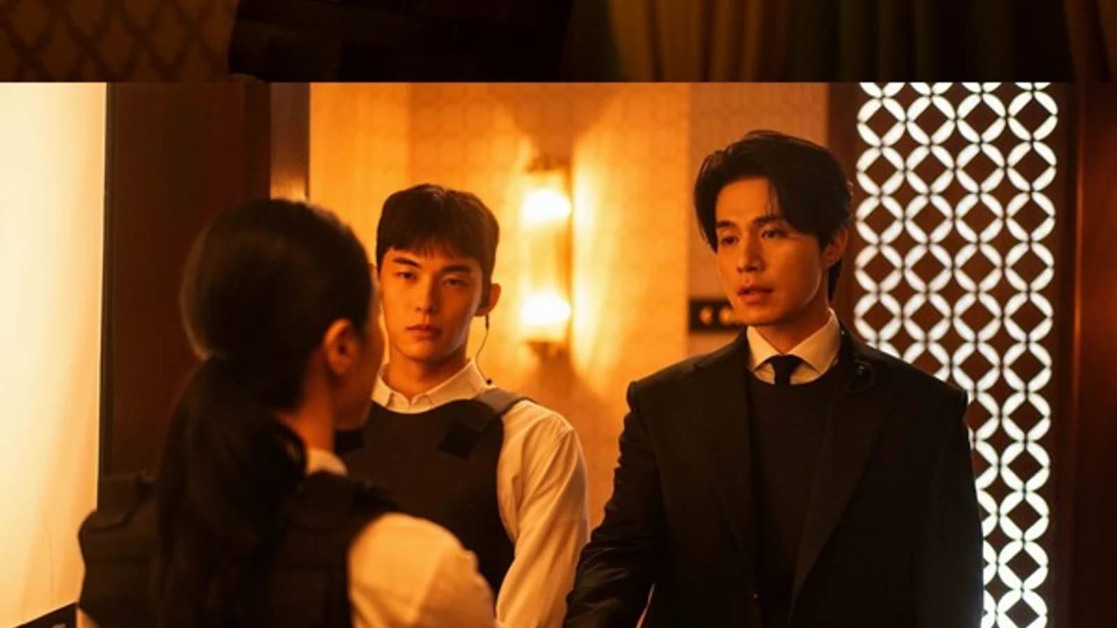 Park Jung-woo Makes Fierce Return as Honda in 'A Shop for Killers 2'... Ranks No. 1 in Most-Watched on Disney+ Asia Pacific