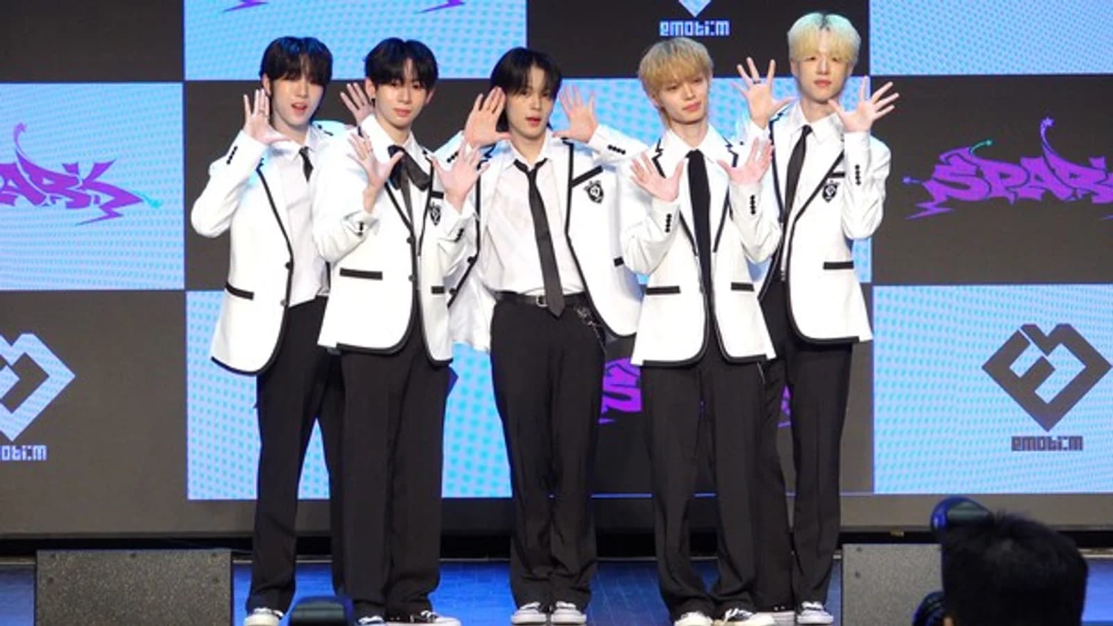 Rookie Boy Group EMOT:M Debuts... "Role Models are BTS and BIGBANG, Aiming to Become a Global K-Pop Group"