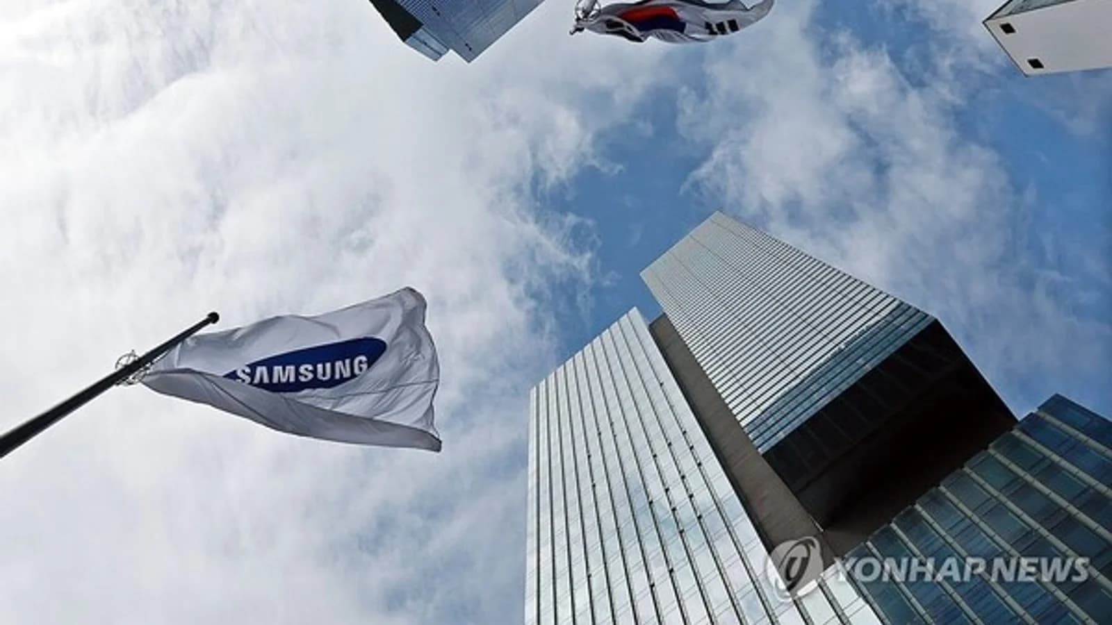Samsung Electronics Posts Record Q2 Earnings... AI Memory 'Super Boom' vs. Finished Products 'Deficit Quagmire'