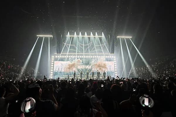 ENHYPEN Dazzles 193,000 Fans Across North and South American World Tour... "Thanks to ENGENE for Their Love, Passion, and Memories"