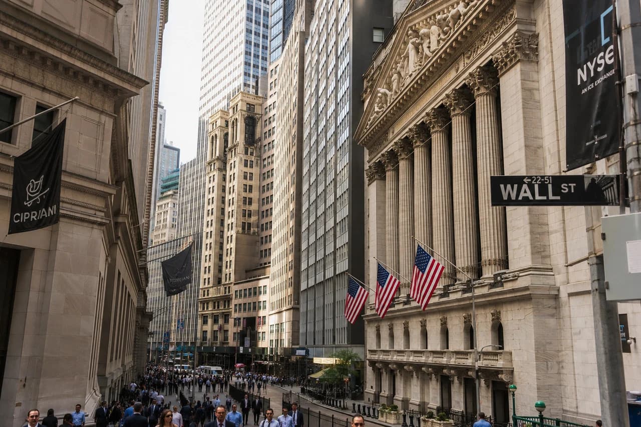 New York Stocks Close Mixed... Semiconductor Shares Wobble as Nvidia Falls for Seventh Straight Session