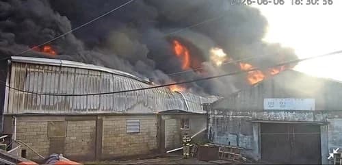Fire breaks out at textile dyeing factory in Yangju, Gyeonggi... 4 injured including woman in her 60s with serious injuries