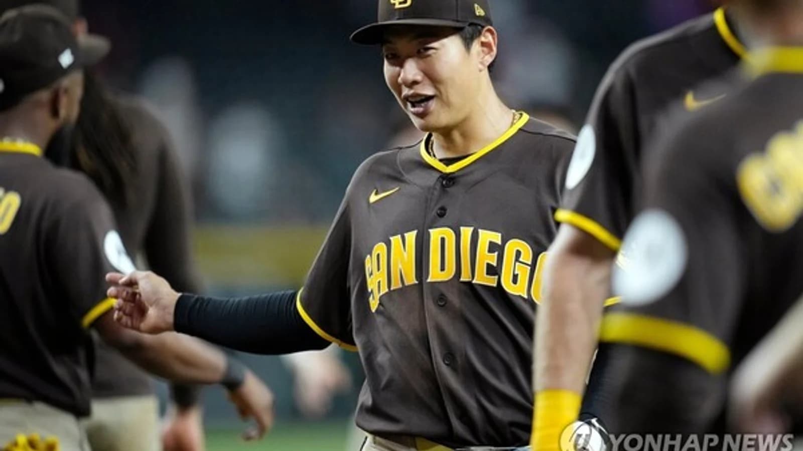 Song Sung-mun Explodes with a Hit in Return to Starting Lineup After 4 Days... Falls Short with Failed Steal of Third