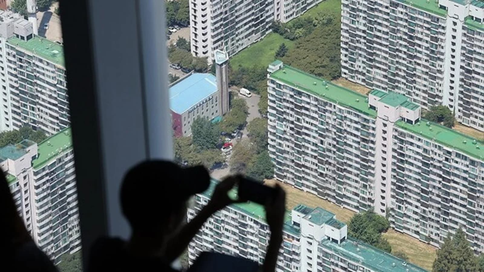 Expansion of PF Public Guarantees and Easing of Loan Regulations Under Review... Jeonse Loan Exception Criteria for Non-Resident Single-Homeowners to Be Refined