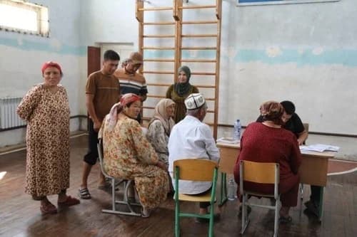 Controversy Over Uzbekistan Workers' Workplace Transfer Restriction Contracts... Government to Formally Demand Correction