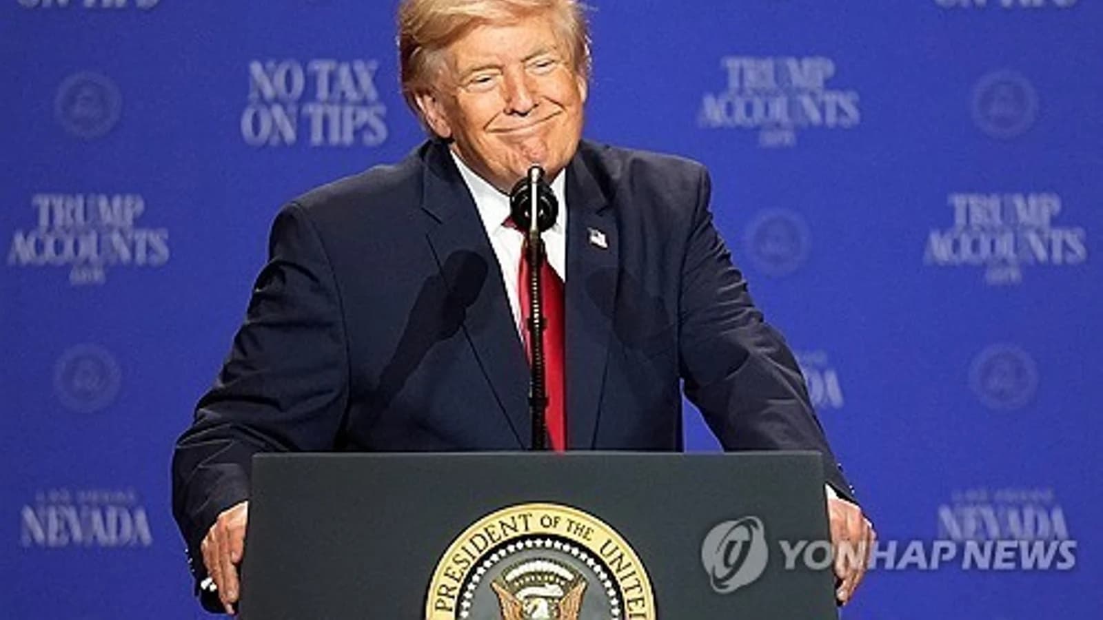 Trump Says Iran "Like a Chess Game"… Pledges Continued Economic Pressure Over Military Response