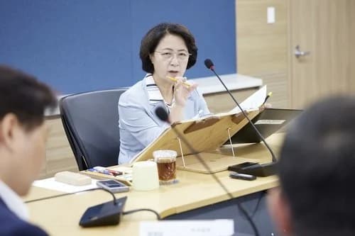 Gyeonggi Governor Choo Mi-ae: "Semiconductor Companies Must Strengthen Self-Rescue Measures to Minimize Process Water Discharge and Reduce Environmental Impact"