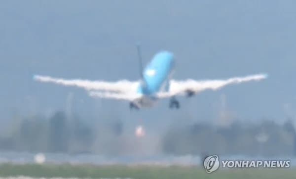 Up to 200 Homeless Evicted from Incheon Airport Amid Heatwave... Human Rights Groups Protest, Calling It "A Threat to Survival"