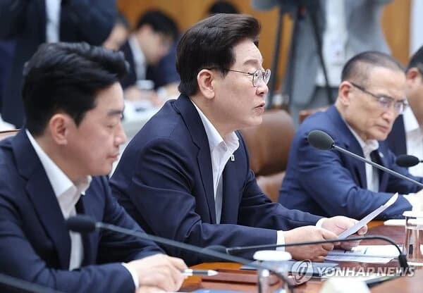 Honam Semiconductor Cluster Kicks Off in Earnest... Military Airport Relocation by 2028 to Accelerate Fab Construction