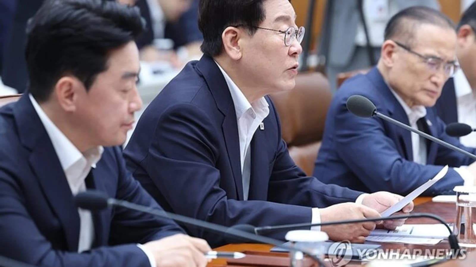 Honam Semiconductor Cluster Kicks Off in Earnest... Military Airport Relocation by 2028 to Accelerate Fab Construction