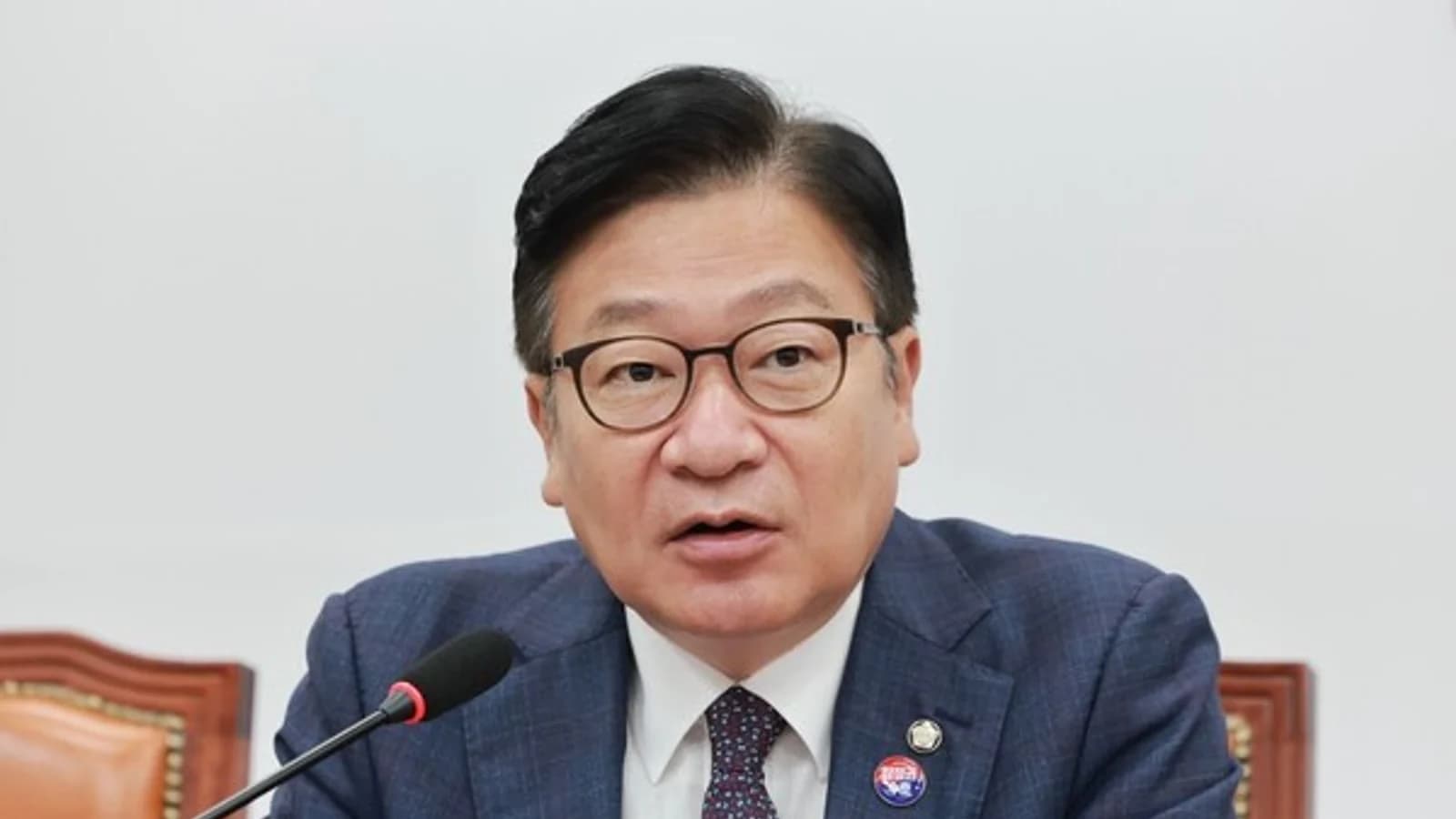 Ahn Kyu-baek Cites "Mao Zedong Motto"... Ruling Party Says "Minister Must Be Dismissed"