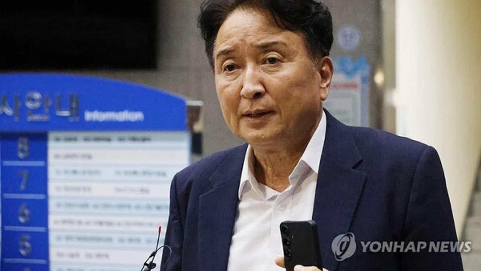 Former Chungbuk Governor Kim Young-hwan Referred to Prosecution… Suspected of Receiving 31 Million Won from Sports Figures