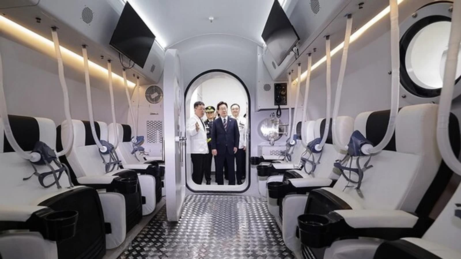 South Korea's First Firefighting Specialized 'National Fire Hospital' Opens in Eumseong... 19 Clinical Departments, 302 Beds, Customized Care Including PTSD