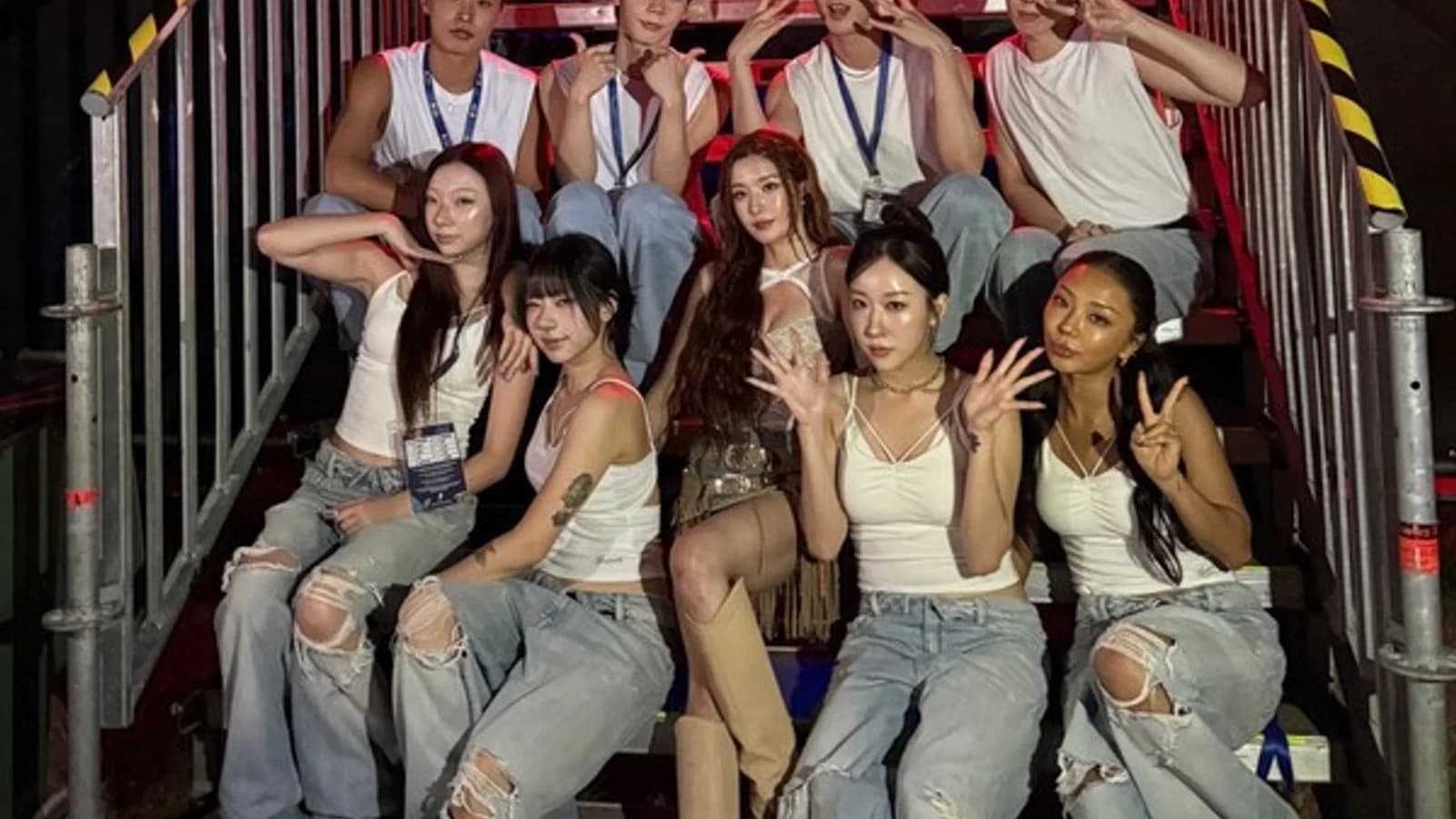 Kwon Eun-bi Becomes First K-pop Artist to Perform at Istanbul Festival... Sets 50,000 Fans Ablaze