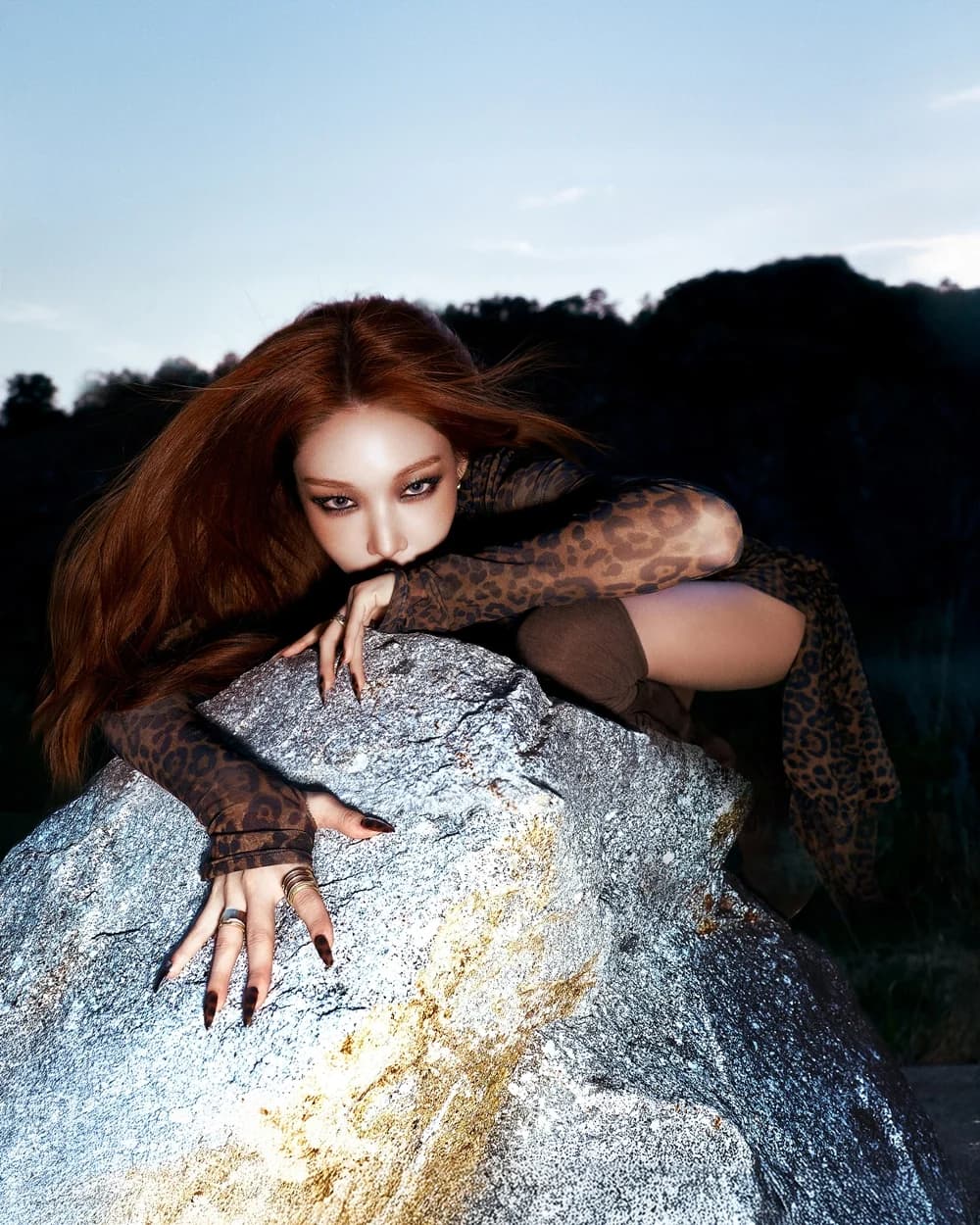 Chungha Unveils Concept Photos and Lyric Poster for New Single 'México'... Leopard Look Charisma, Comeback on September 1