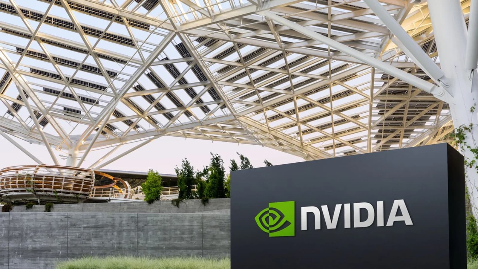 Nvidia Posts $96.2 Billion in Q2 Revenue, Up 106% Year-on-Year... Jensen Huang Says "Computing Is Now Revenue"