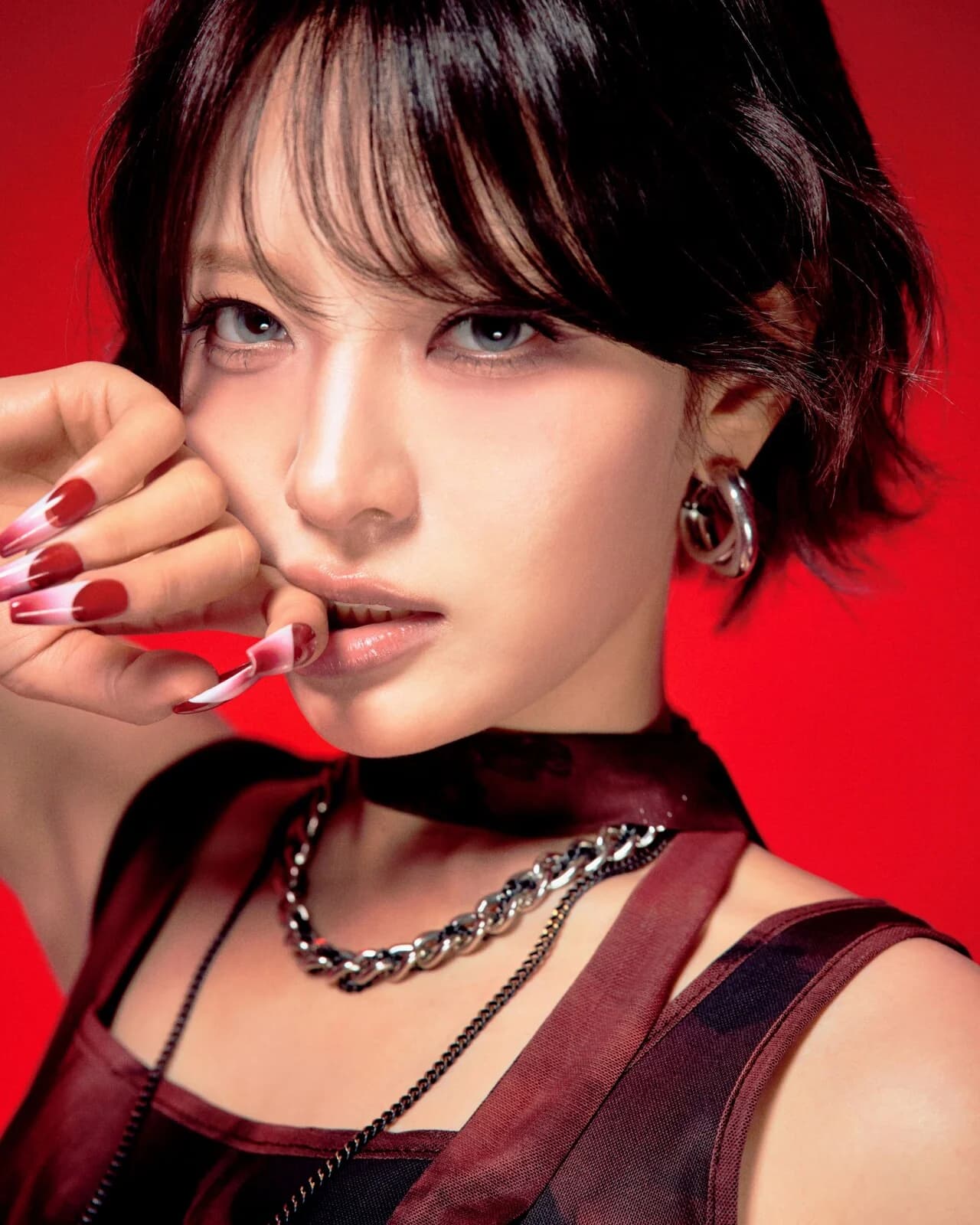 Billlie's Moon Sua Steps Up as Special MC on Arirang TV's 'Simply K-Pop'... Engages with Global Viewers