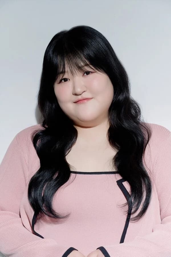 Lee Guk-ju to Hold Stand-Up Comedy 'Janchi Gukju' on October 24 at CG Art Hall to Celebrate 20th Debut Anniversary
