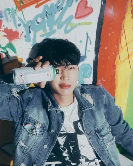Lim Young-woong Fandom 'Hero Generation's' Donations and Volunteering: The Social Expansion of Fandom Culture