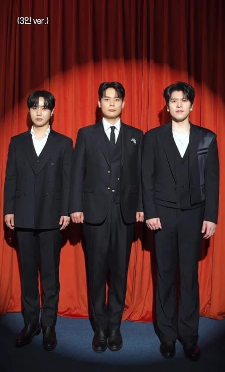 LA Poem Shows Off-Stage 'Unexpected Charm'... Fans Say 'They're Cute, and That's All It Takes' Over Playful Poses in Video