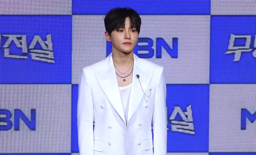 Sungri's 'Mutuktuk' Stage Draws Praise… "The Magic of Making Every Song His Own," Leading the October Globe Netizen Awards