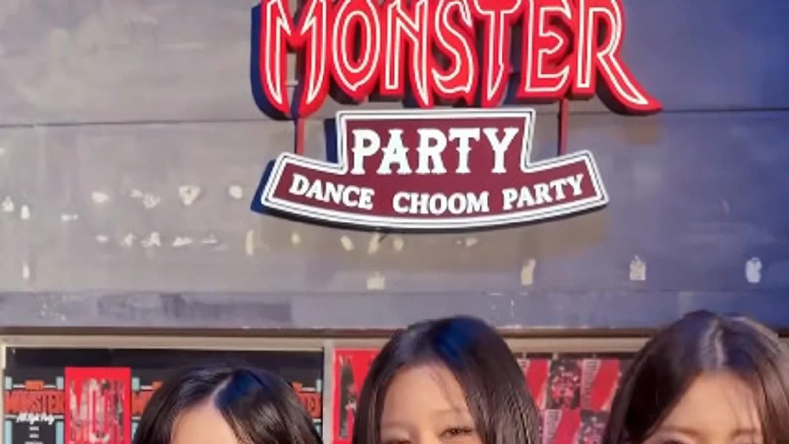 BABYMONSTER's Black-Look Dance Performance Sparks Fan Frenzy on YouTube Shorts, Aiming to Climb Netizens' Awards Rankings
