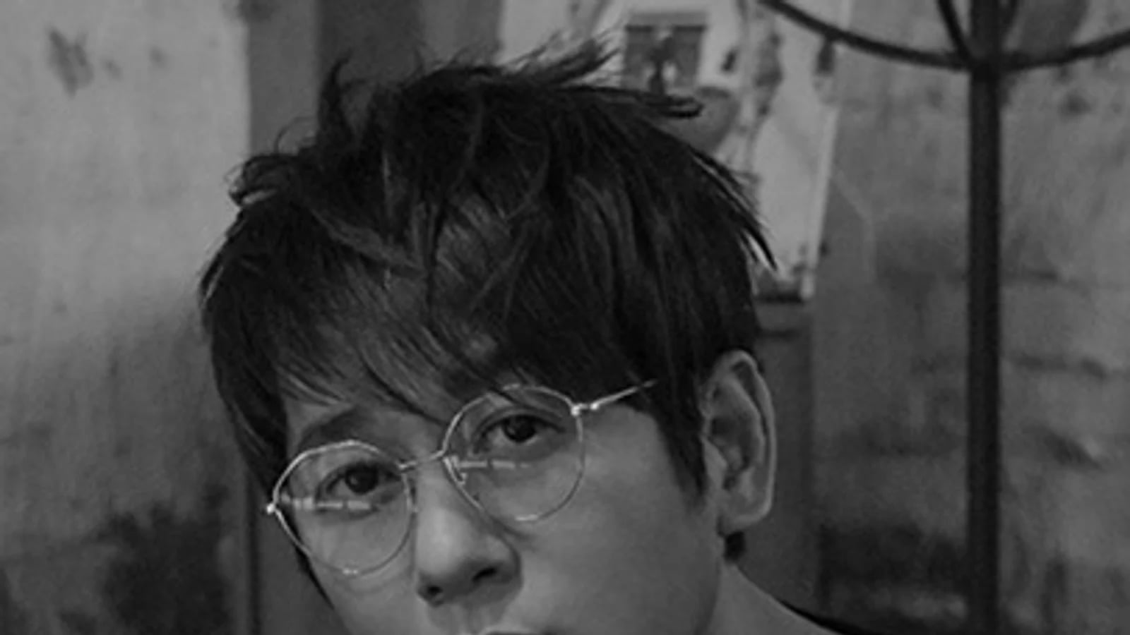 Shin Seung-hun Tugs at Heartstrings with Authentic Autumn Ballad Sentiment... From 'The Person Reflected in Your Smile' to 'I Believe'