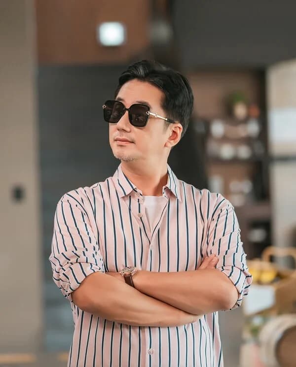 'Love Is On the Way' Airs Episode 20 Today: Kim Mu-jin Determined to Keep Confessing to Han Gyu-rim, Hug with Han Gyu-o; Han Seok-jung and Jo Heung-sik Storm the Restaurant