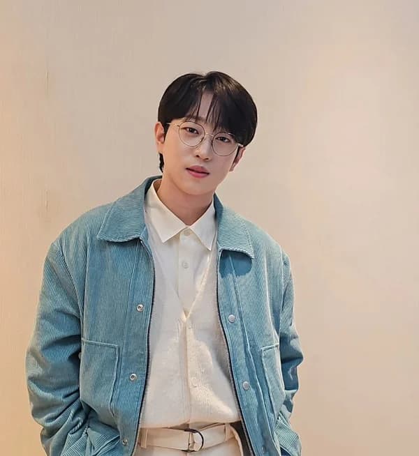 Ahn Sung-hoon Sings Lee Chan-won's 'Sijeolinyeon'… What Remains at the End of the Song Is, Ultimately, People