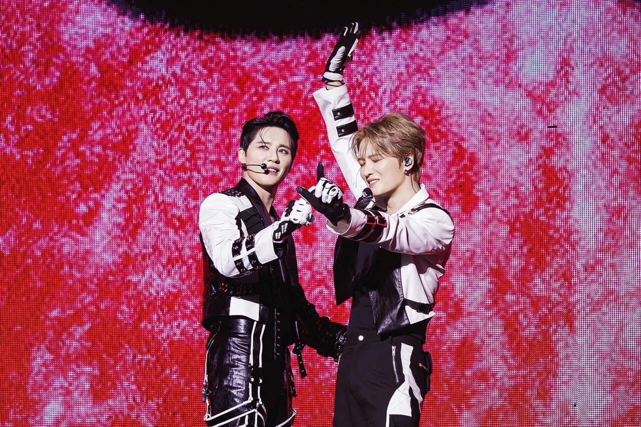 Kim Jae-joong and Kim Jun-su's JX Incheon Concert Sells Out All Seats... Asia Tour 'CORE' Off to a Dazzling Start