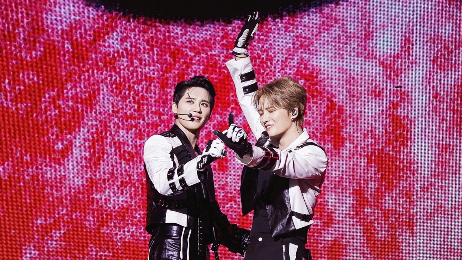 Kim Jae-joong and Kim Jun-su's JX Incheon Concert Sells Out All Seats... Asia Tour 'CORE' Off to a Dazzling Start