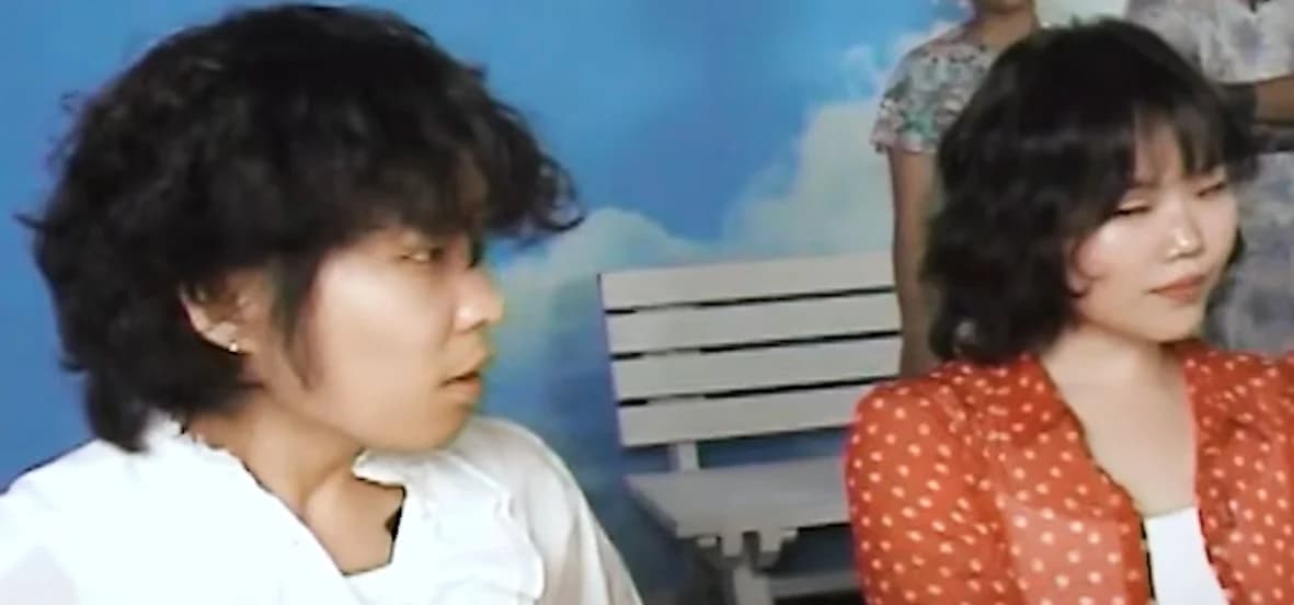 AKMU's Lee Chan-hyuk and Lee Su-hyun's Concert Fan Chant Guide Video Draws Attention... 480p Retro Vibe and Nam Do-hyung's Dubbing Have Fans 'Bursting Into Laughter'