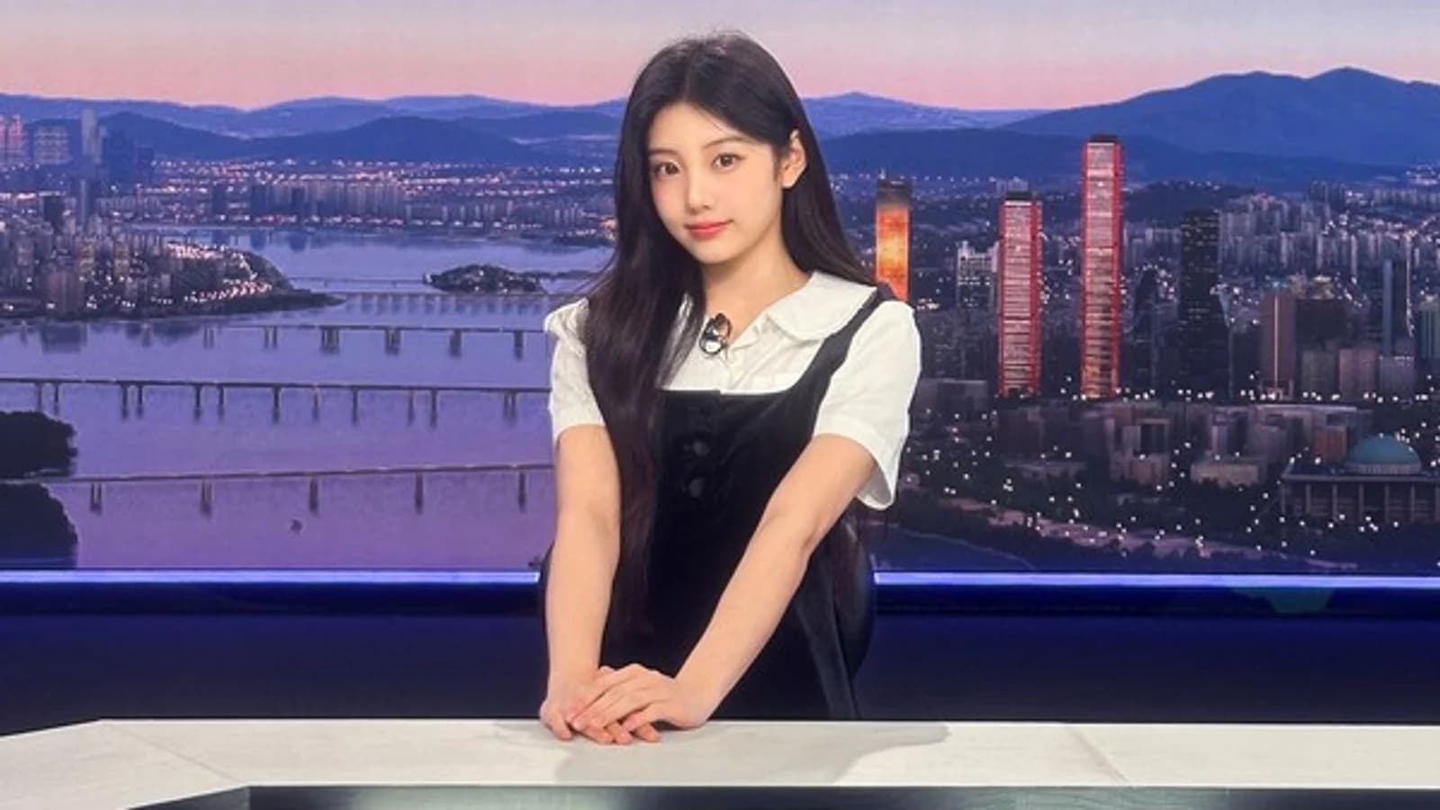 ILLIT's Wonhee Transforms Into One-Day Weather Caster on 'Morning&'… Announces 'I'll Arrest You' Comeback with a Whistle