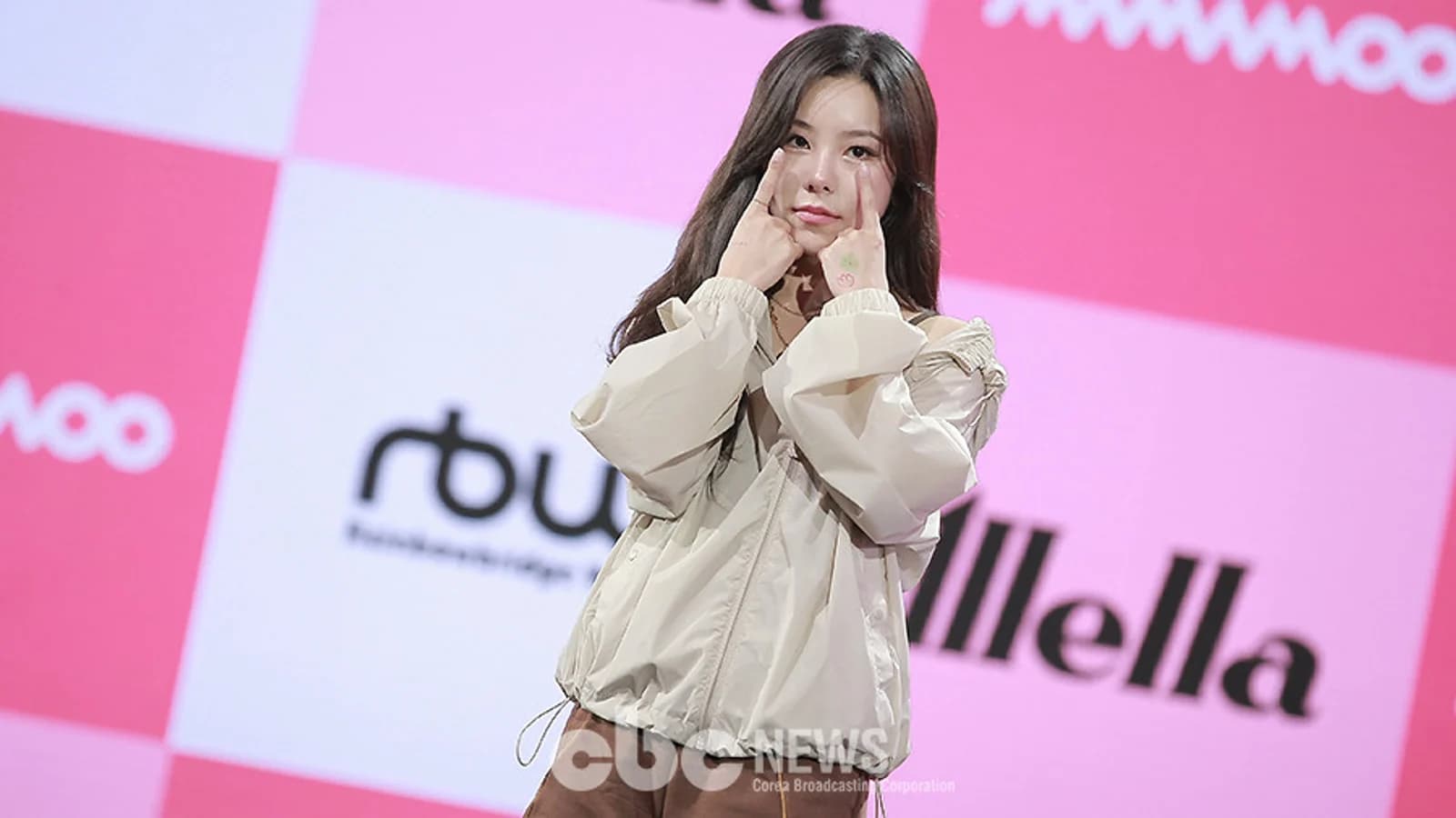 MAMAMOO's Wheein Says "It Was So Hard Back Then"... Opens Up About Slump During Peak Years and Why She Finally Understood Kim Shin-young's Advice