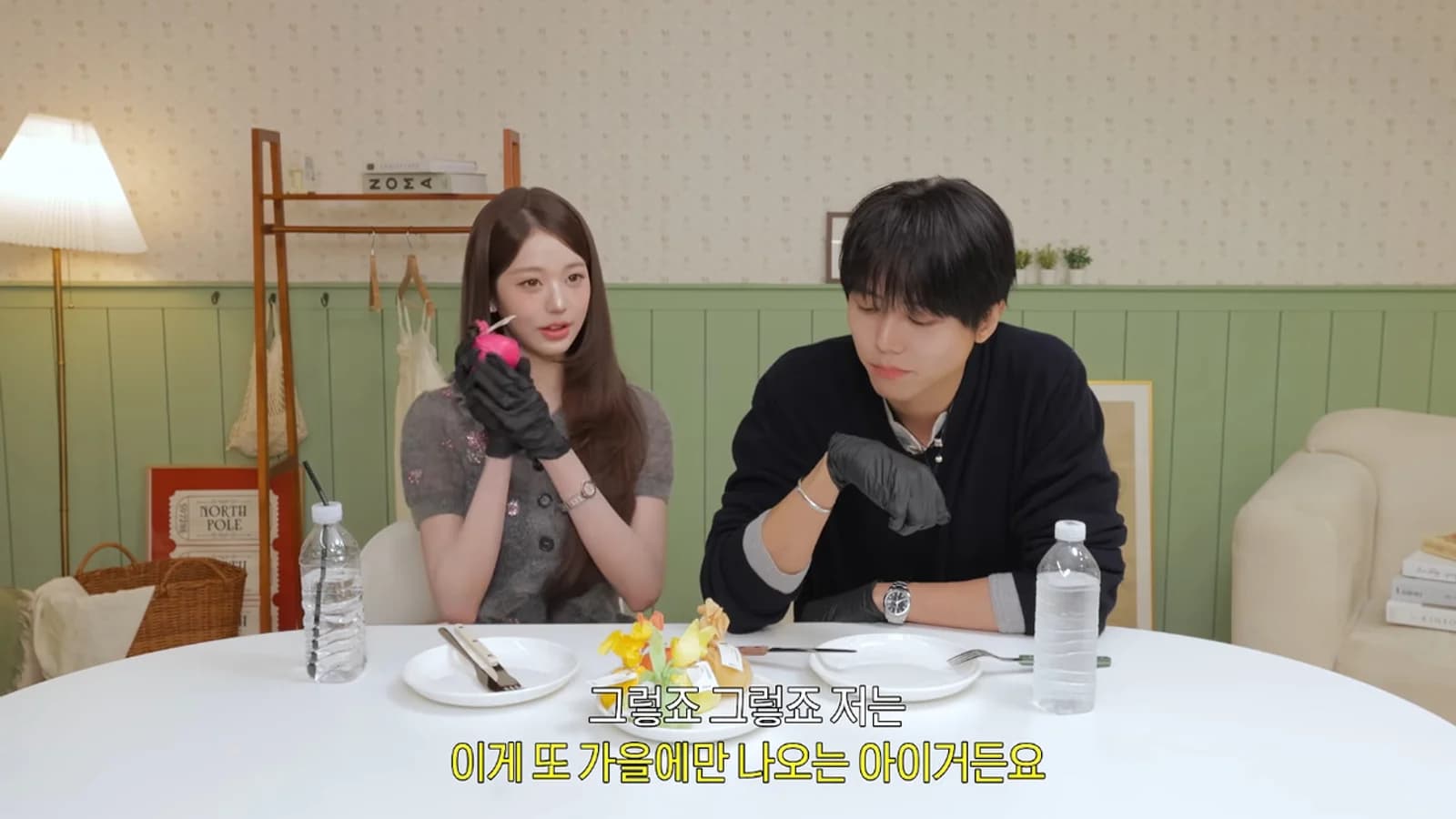 Joo Woo-jae Shows 'Unexpected Chemistry' with IVE's Jang Won-young in Dessert Mukbang... Fans Say 'His Clunky Manner Feels Fresh'